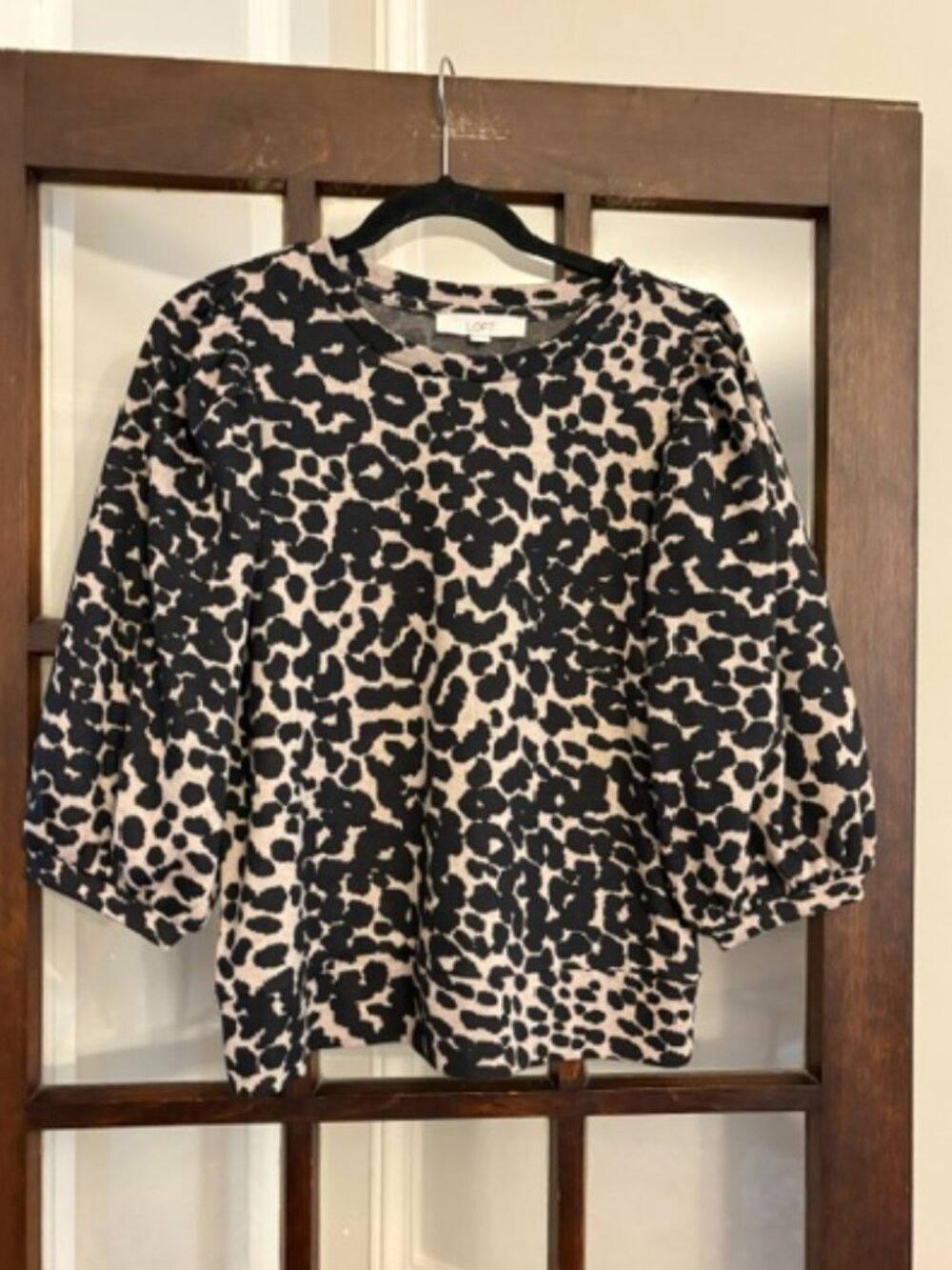 LOFT Cheeta Print Top with Puffy Sleeves, Size Small